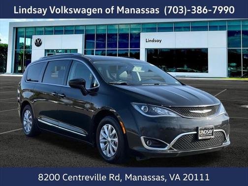 2018 Chrysler Pacifica Touring-L