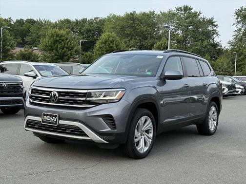 2022 Volkswagen Atlas 3.6L SE w/Technology