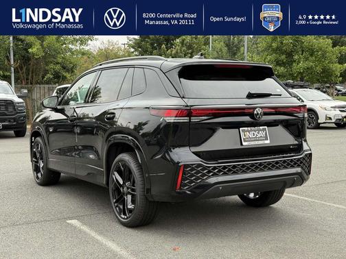 2025 Volkswagen Tiguan 2.0T SE R-Line Black 4MOTION