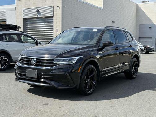 2023 Volkswagen Tiguan 2.0T SE R-Line Black 4MOTION