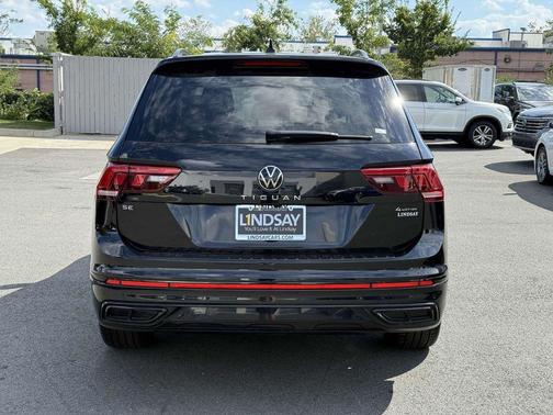 2023 Volkswagen Tiguan 2.0T SE R-Line Black 4MOTION