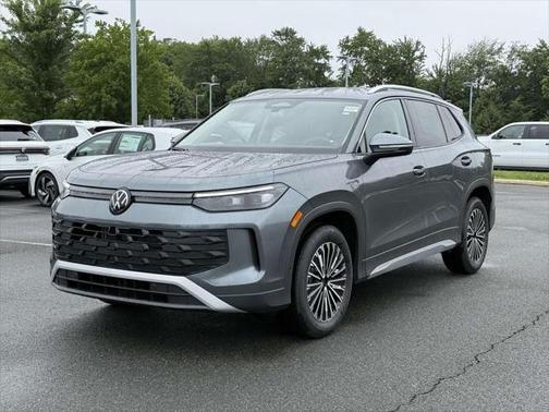 2025 Volkswagen Tiguan 2.0T S