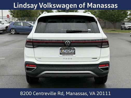 2025 Volkswagen Taos 1.5T SE