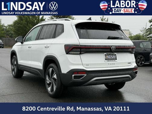 2025 Volkswagen Taos 1.5T SE