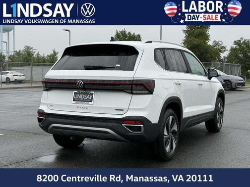 2025 Volkswagen Taos 1.5T SE