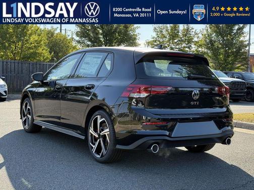 2025 Volkswagen Golf GTI 2.0T SE DSG