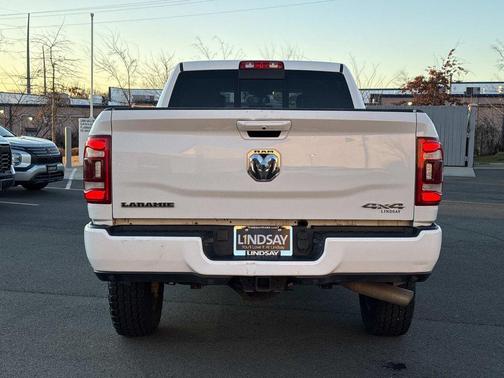 Bright White Clearcoat 2024 RAM 2500 Laramie Crew Cab 4x4 6'4' Box