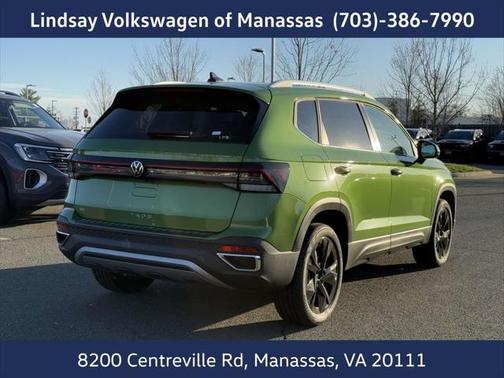 2025 Volkswagen Taos 1.5T SE