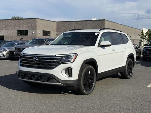 2026 Volkswagen Atlas 2.0T SE w/Technology 4MOTION
