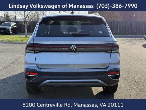 2025 Volkswagen Taos 1.5T SE