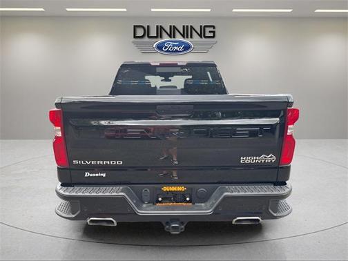 2022 Chevrolet Silverado 1500 High Country