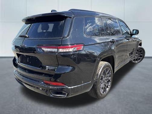 2023 Jeep Grand Cherokee L Summit Reserve