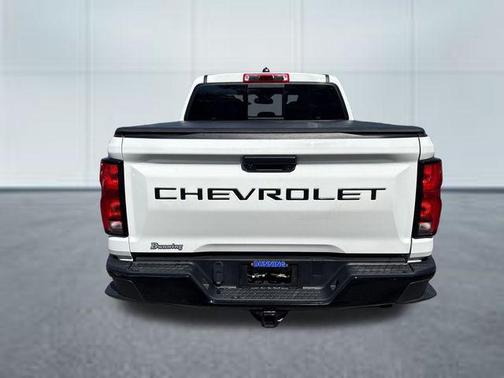 Summit White 2024 Chevrolet Colorado Z71
