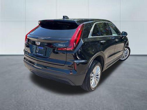 Stellar Black Metallic 2024 Cadillac XT4 Luxury