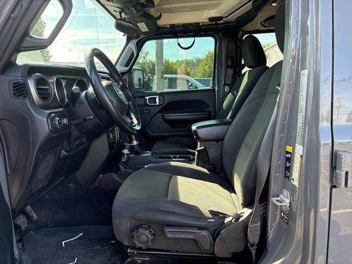 2021 Jeep Gladiator Sport S