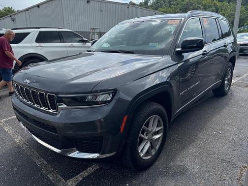 2022 Jeep Grand Cherokee L Laredo