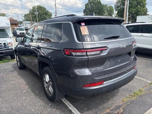 2022 Jeep Grand Cherokee L Laredo