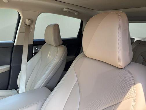 Asher Gray Metallic Clearcoat 2022 Lincoln Nautilus Reserve