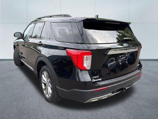 Agate Black Metallic 2023 Ford Explorer XLT