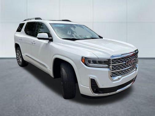 White Frost Tricoat 2022 GMC Acadia Denali