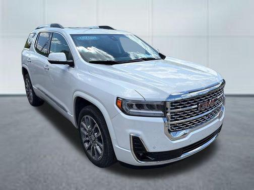 White Frost Tricoat 2022 GMC Acadia Denali