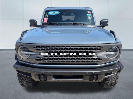 Azure Gray Metallic Tri-Coat 2023 Ford Bronco Badlands