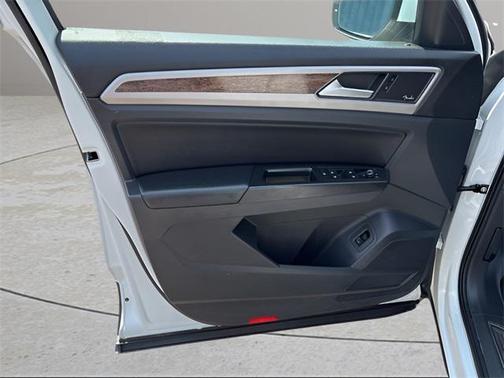 2019 Volkswagen Atlas 3.6L SEL Premium