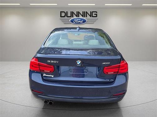 2017 BMW 330 xDrive