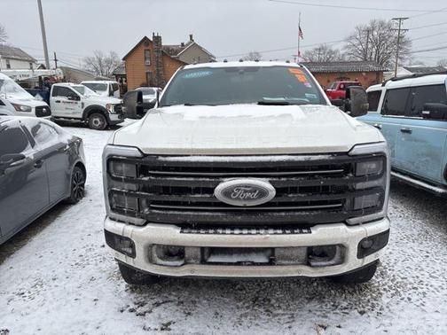 2025 Ford F-350 Platinum
