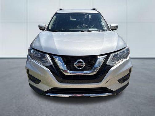 Brilliant Silver 2017 Nissan Rogue SV