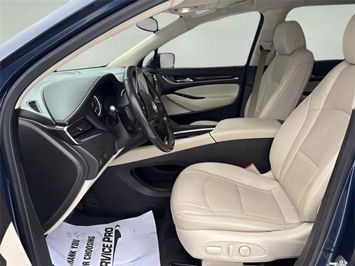 2022 Buick Enclave AWD Essence