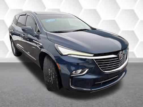 2022 Buick Enclave AWD Essence