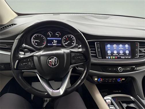 2022 Buick Enclave AWD Essence