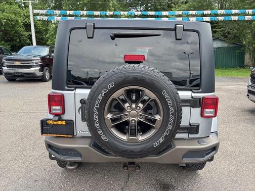 2016 Jeep Wrangler Unlimited Sahara