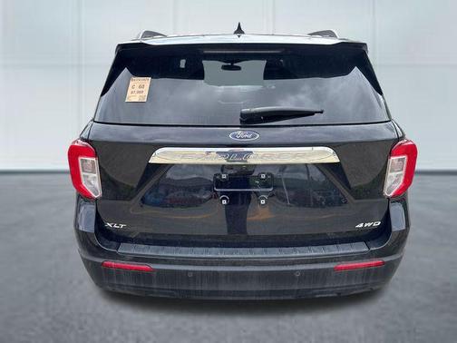 Agate Black Metallic 2022 Ford Explorer XLT