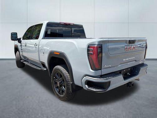Thunderstorm Gray 2024 GMC Sierra 2500 AT4