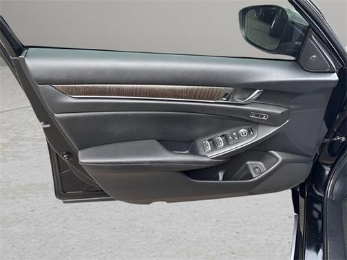 2020 Honda Accord Touring 2.0T