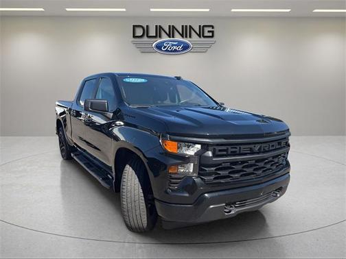 2023 Chevrolet Silverado 1500 Custom