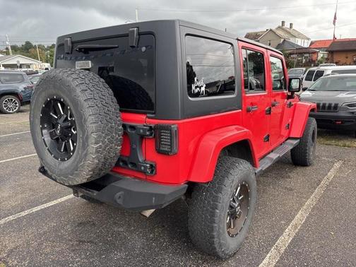 2013 Jeep Wrangler Unlimited Sahara