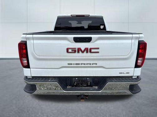 Summit White 2023 GMC Sierra 1500 SLE