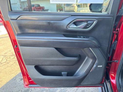 2021 Chevrolet Suburban RST