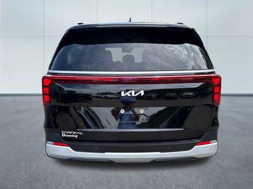 Aurora Black Pearl 2025 Kia Carnival EX
