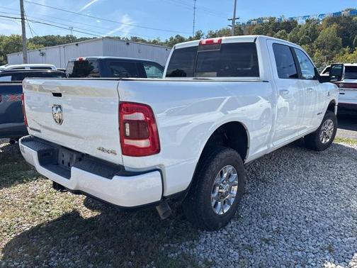 2024 RAM 2500 Laramie Crew Cab 4x4 6'4' Box