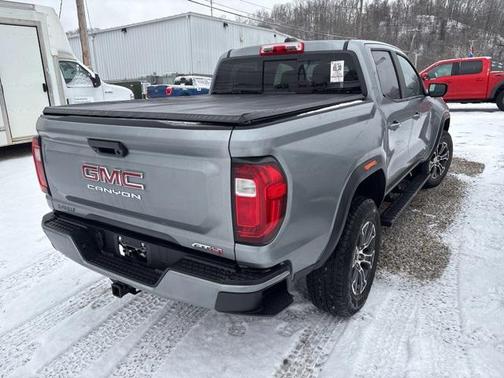 2023 GMC Canyon AT4