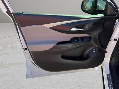 2025 Buick Envista Avenir FWD