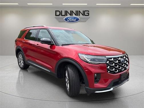 2025 Ford Explorer Platinum