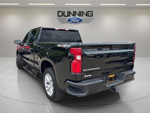 2021 Chevrolet Silverado 1500 Custom