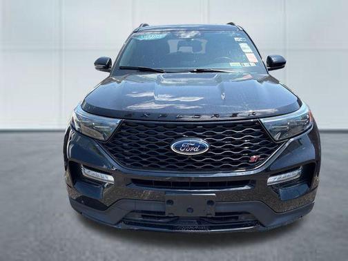 Black Metallic 2023 Ford Explorer ST