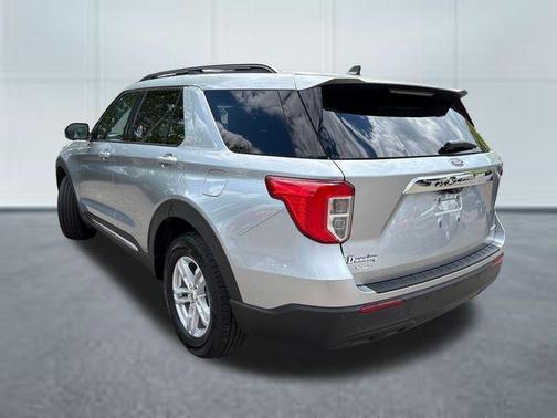 Silver Metallic 2024 Ford Explorer XLT
