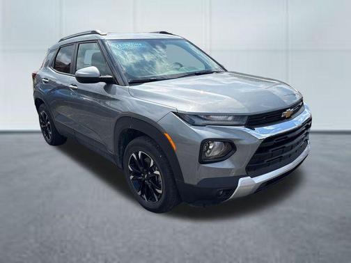 Sterling Gray Metallic 2023 Chevrolet Trailblazer LT